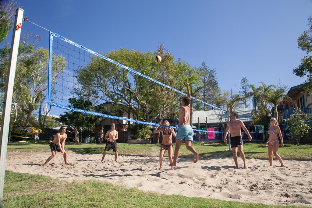 Backpackers Inn On The Beach Byron Bay Exterior photo